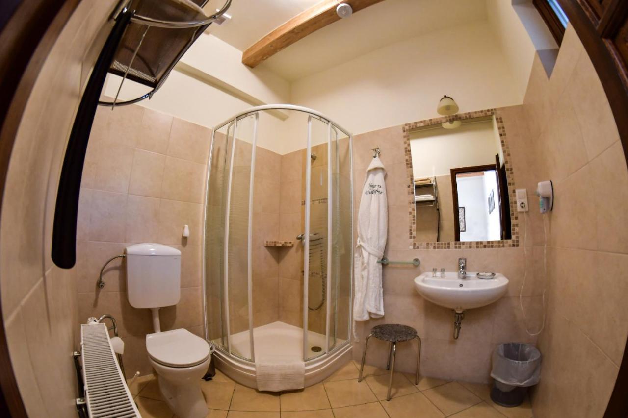 Bed and Breakfast Szin-Es Vendeghaz Сентеш Екстер'єр фото