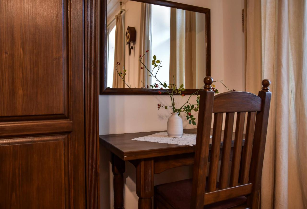 Bed and Breakfast Szin-Es Vendeghaz Сентеш Екстер'єр фото